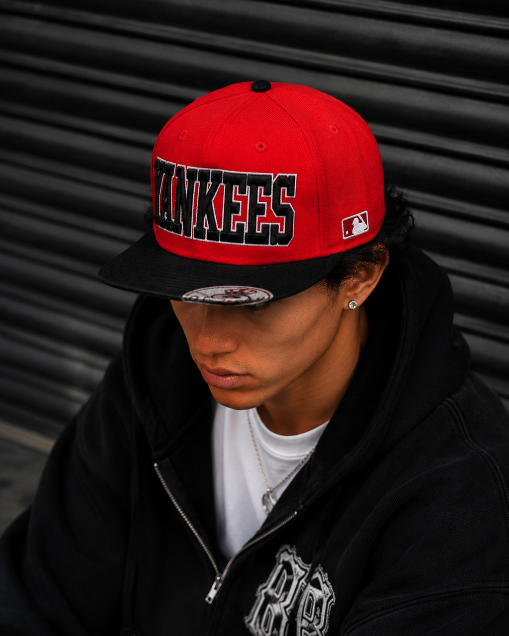 New Era New York Yankees Red & Black MLB Snapback Cap – New With Stickers