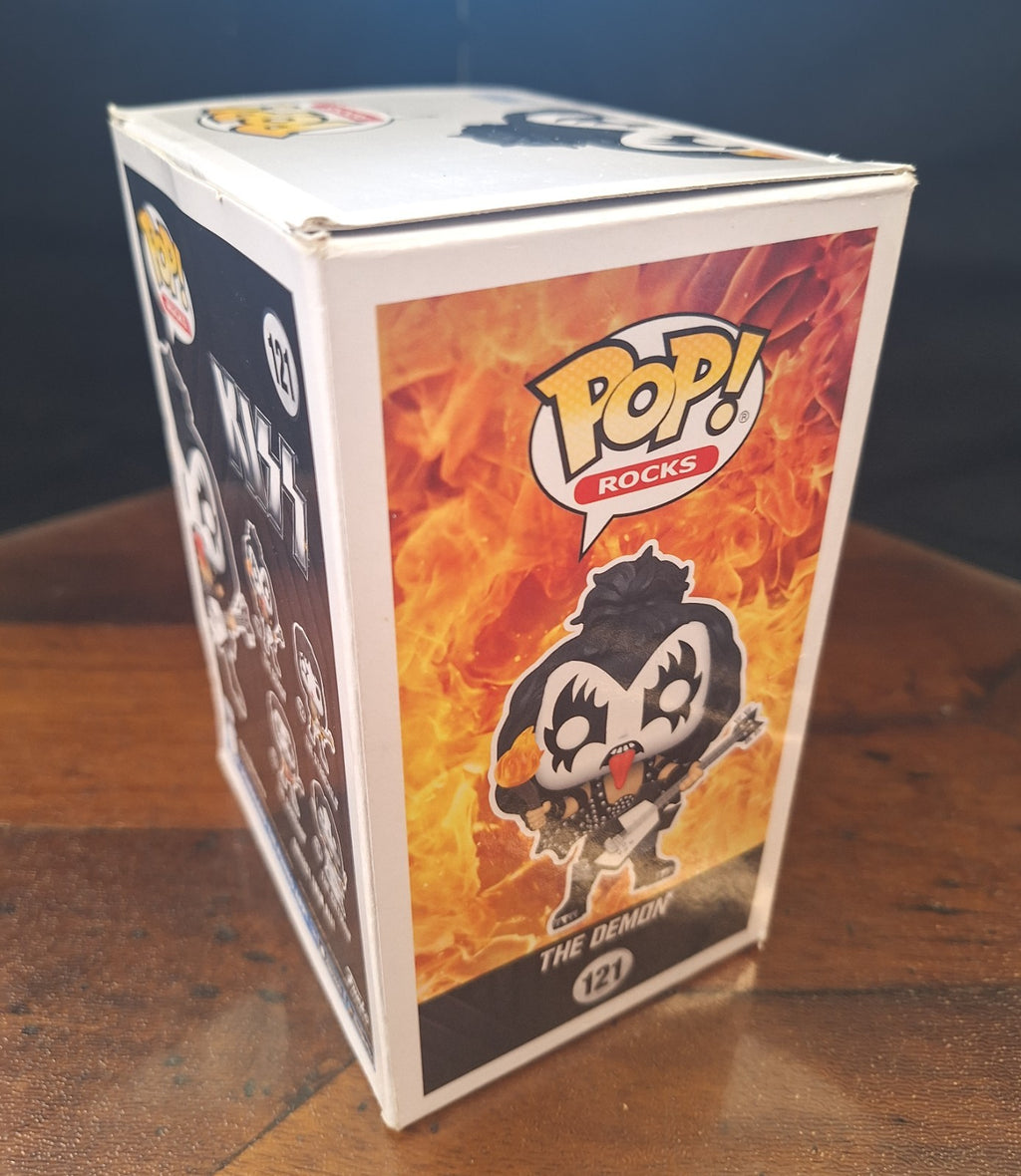 Funko Pop! Rocks KISS Demon Gene Simmons #121 – GITD Glow Exclusive