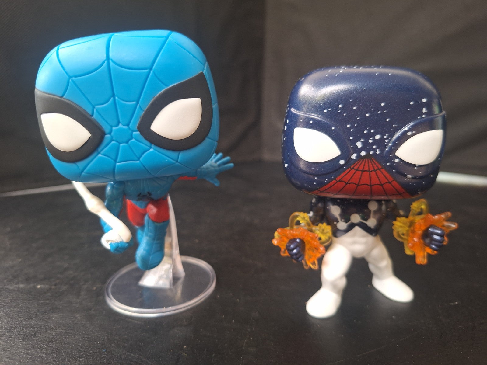 Funko Pop! Marvel Spider-Man Captain Universe #614 & Web-man #1560 - OOB