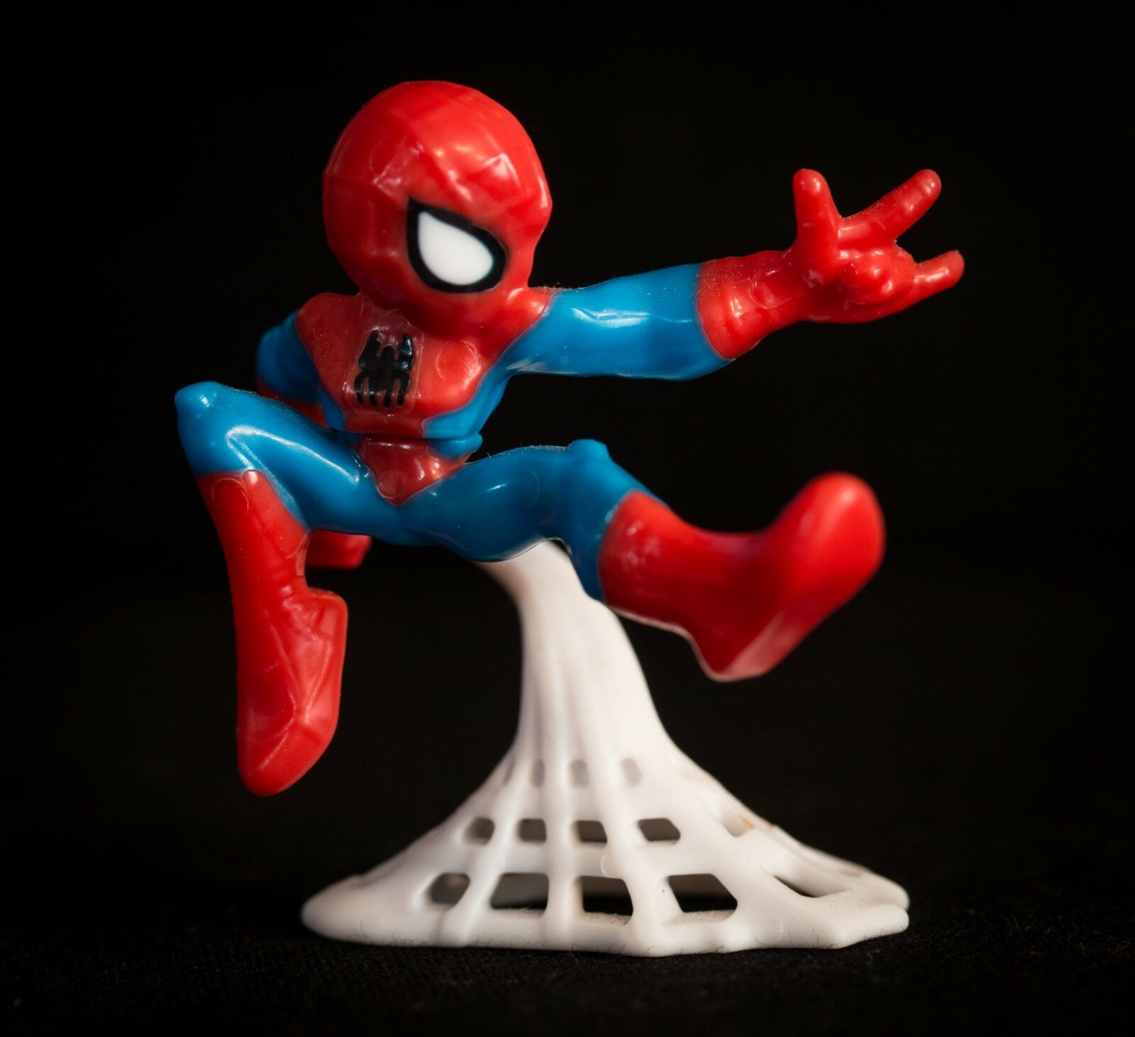 Kinder Surprise Marvel Figures 2021