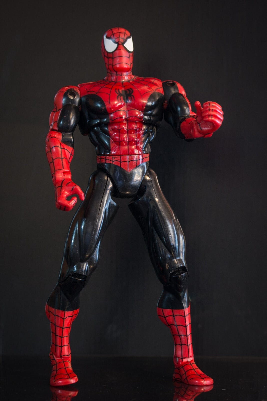 2001 Toy-Biz Marvel 10”/26cm Poseable Spider-Man Figure - Used