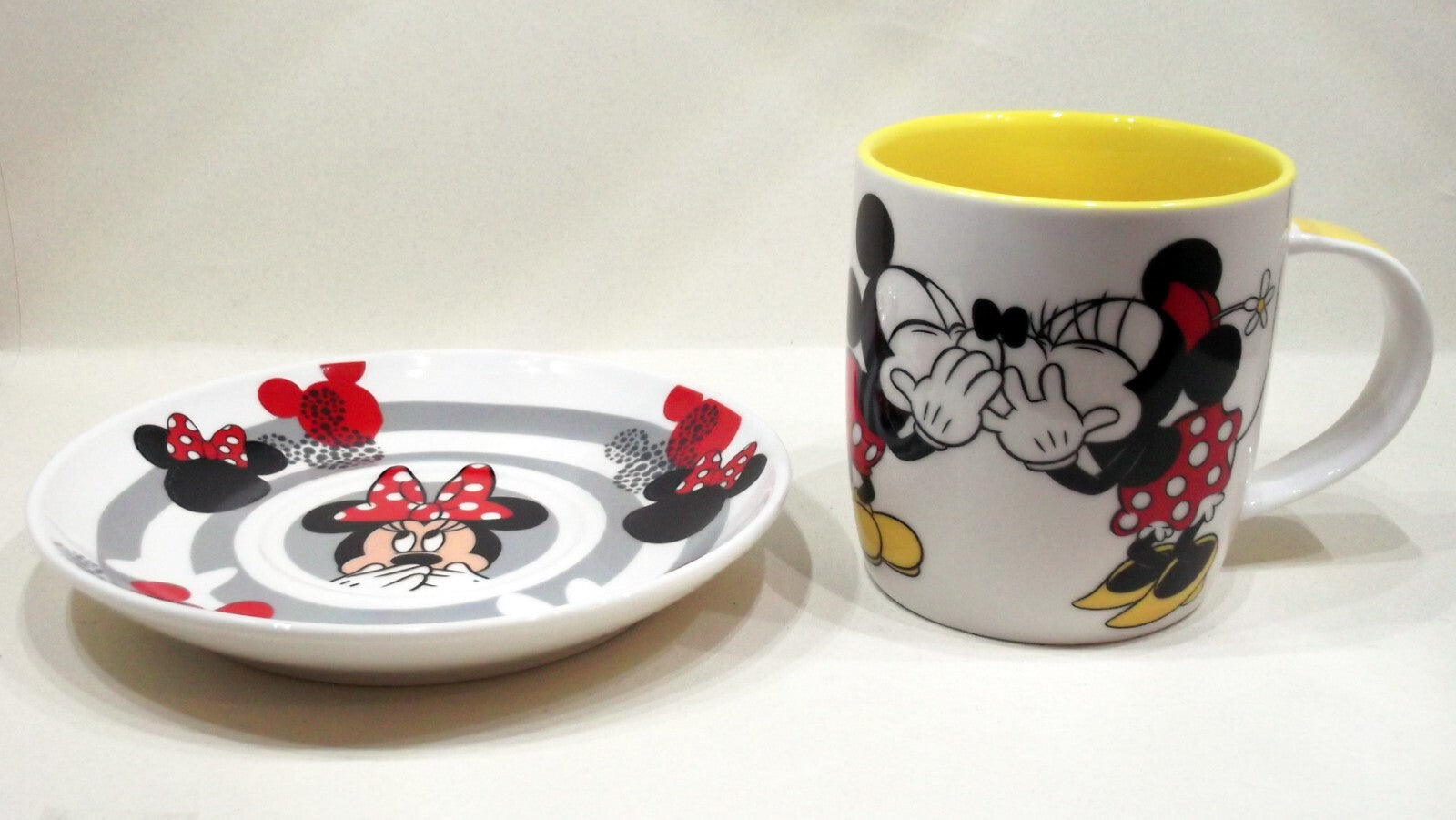 Disney Mickey & Minnie Mouse Mug and Saucer
