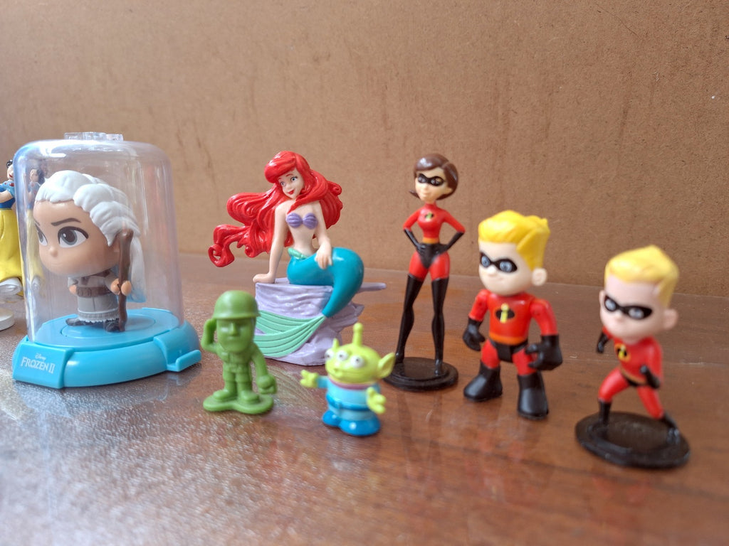 Disney Pixar Figure Bundle Elsa Ariel Frozen Incredibles Snow White Mattel Lot