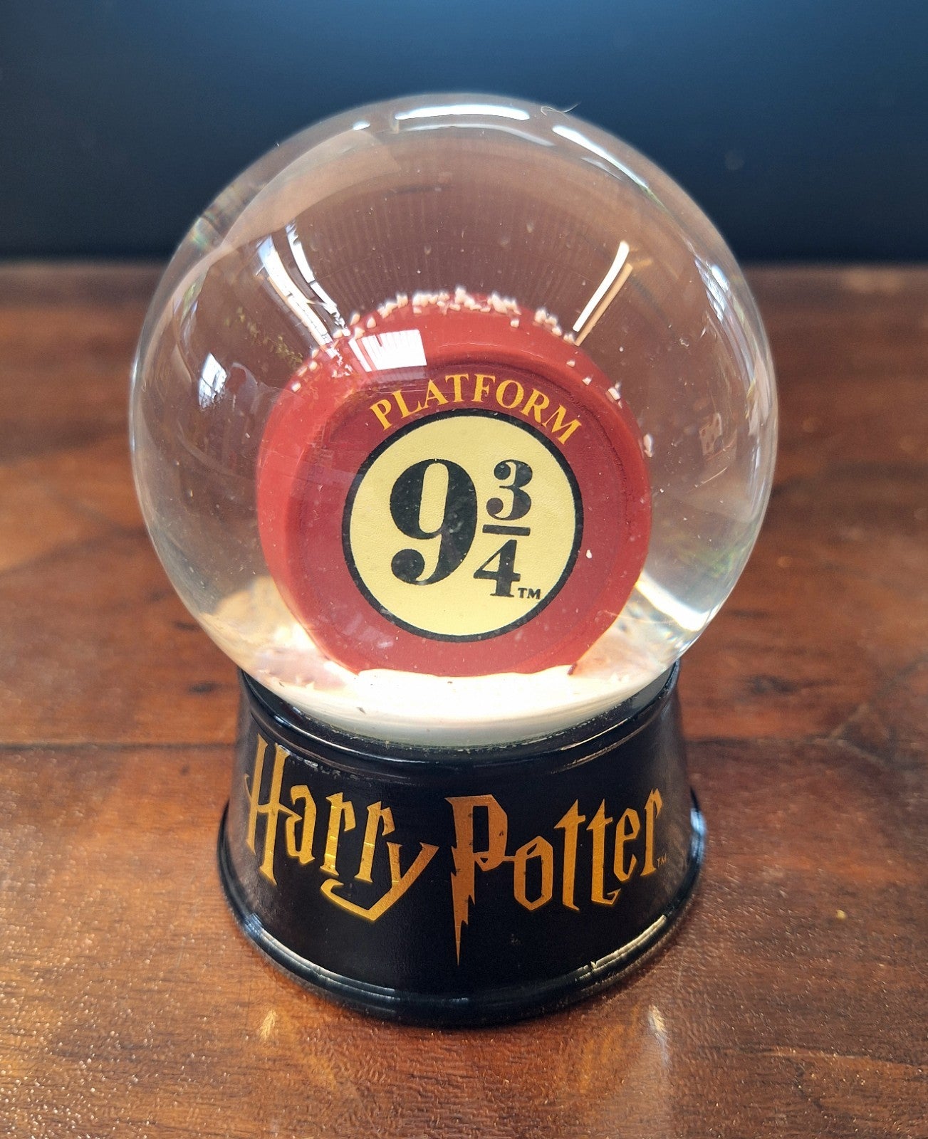 Official Harry Potter Platform 9¾ Snow Globe – Wizarding World Collectible