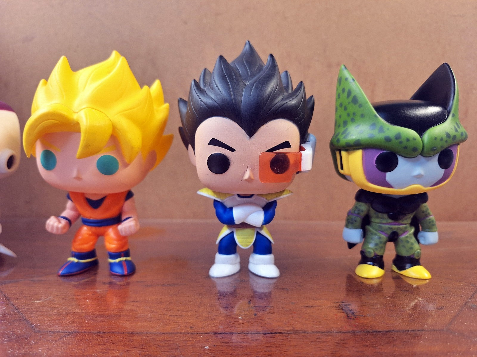 Funko Pop Dragon Ball Z Bundle Goku Frieza Vegeta Cell OOB 5 Figures