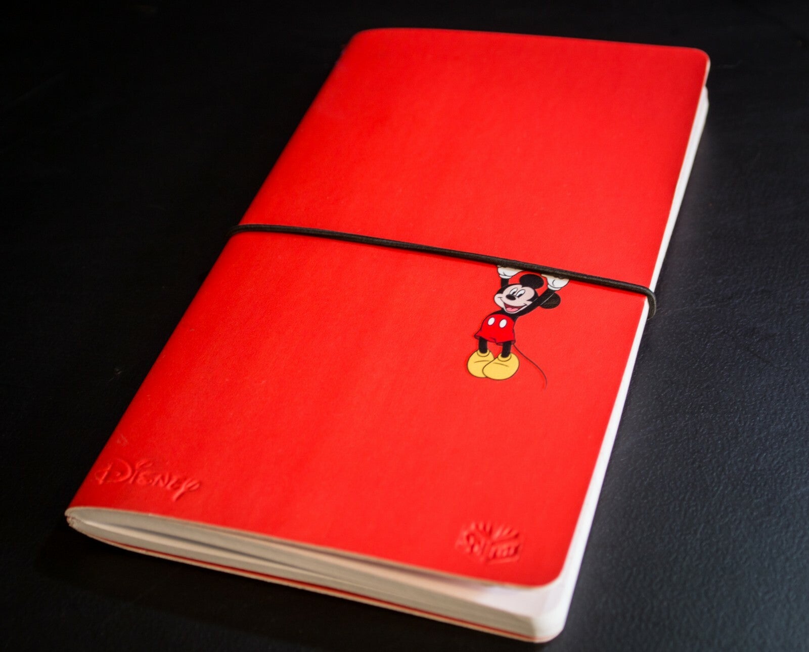 Disney Mickey Mouse Spirax Notebooks "Madcap Mickey" & Artline Signature Pen NEW