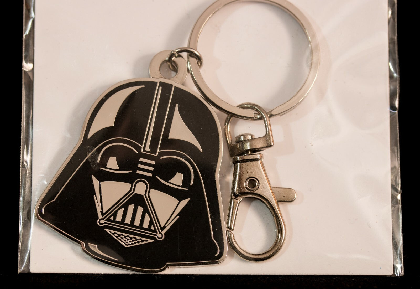 Star Wars Enamel Keyrings - Darth Vader & Death Star - NEW - SEALED