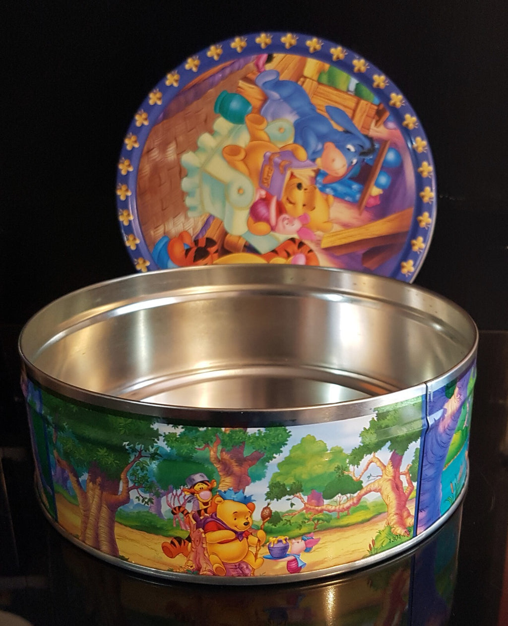Winnie the Pooh Collectors Tin Set Disney 1990s Numbered Limited Eeyore Tigger