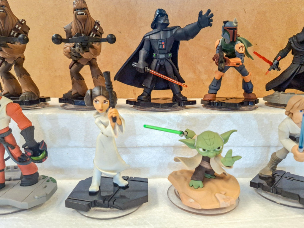 Disney Infinity 3.0 Star Wars Lot Vader Luke Yoda Leia Kylo Boba