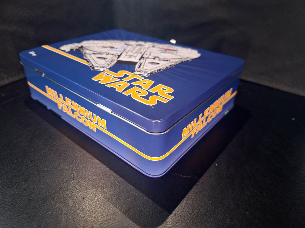 Star Wars Millennium Falcon Embossed Tin & Graphic Novel - 2016 Chirpy Bird Ex++