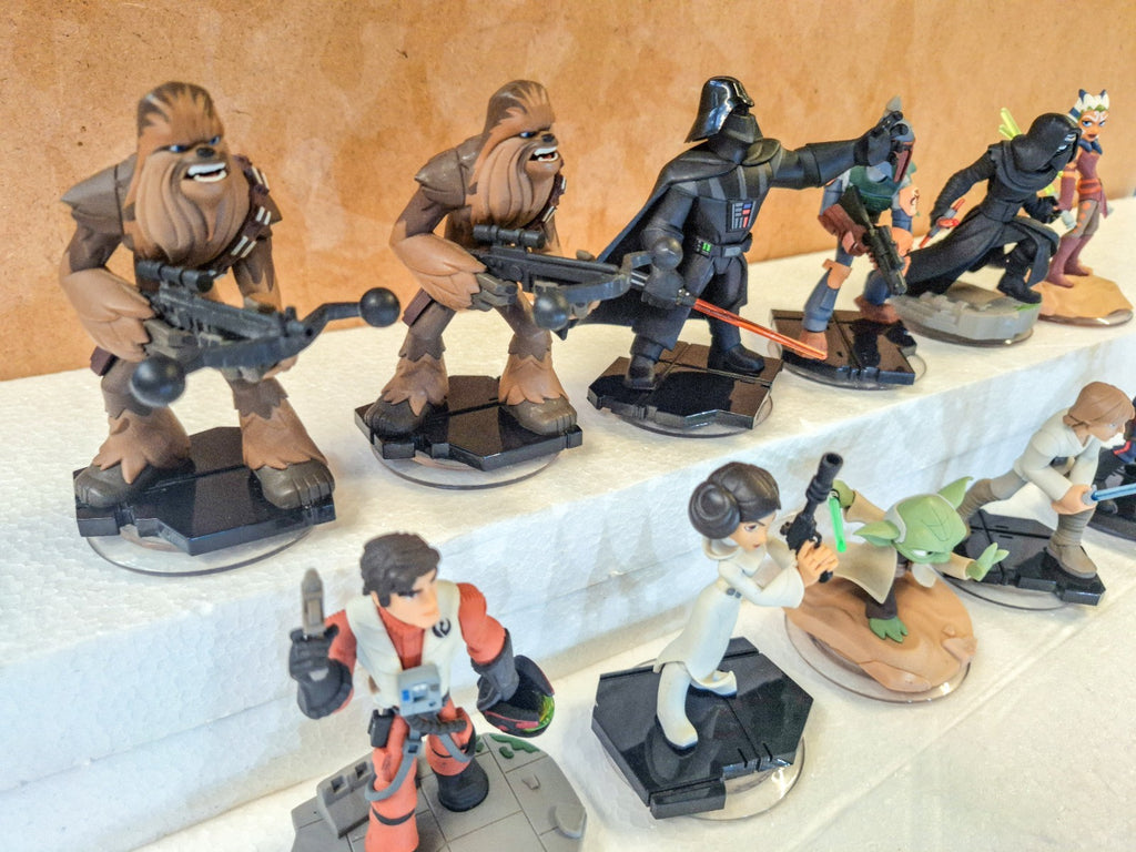 Disney Infinity 3.0 Star Wars Lot Vader Luke Yoda Leia Kylo Boba