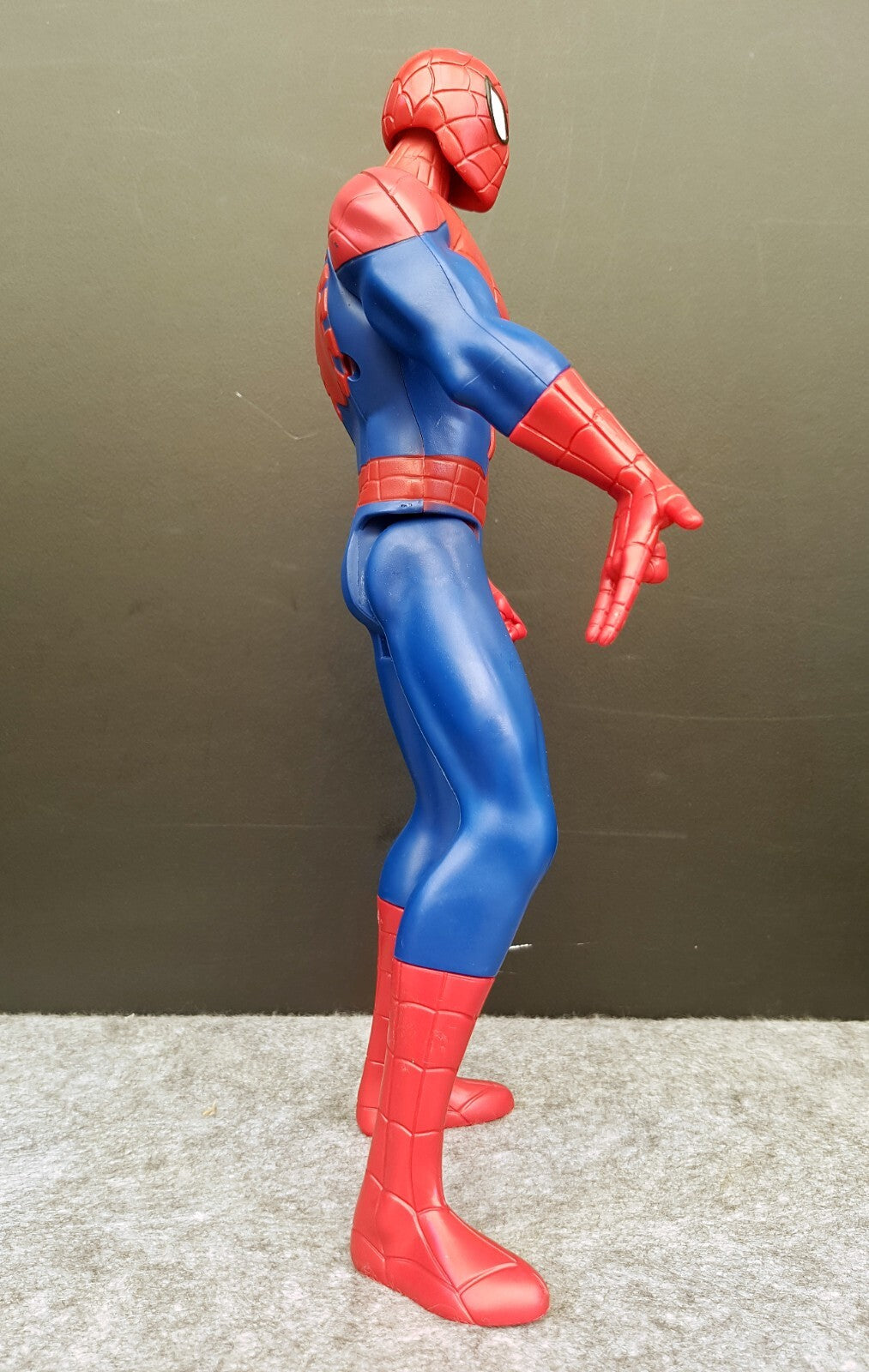 Marvel Ultimate Spider-Man Web Warriors  Electronic 12" Figure 2014