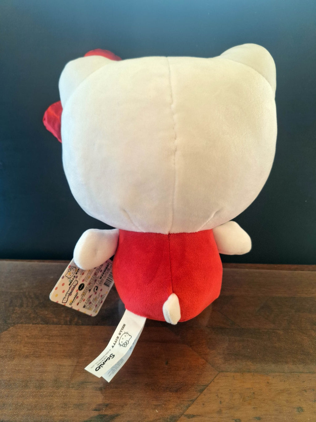 2024 Sanrio Hello Kitty Plush 10in 25cm Bensons Trading Red Overalls BNWT