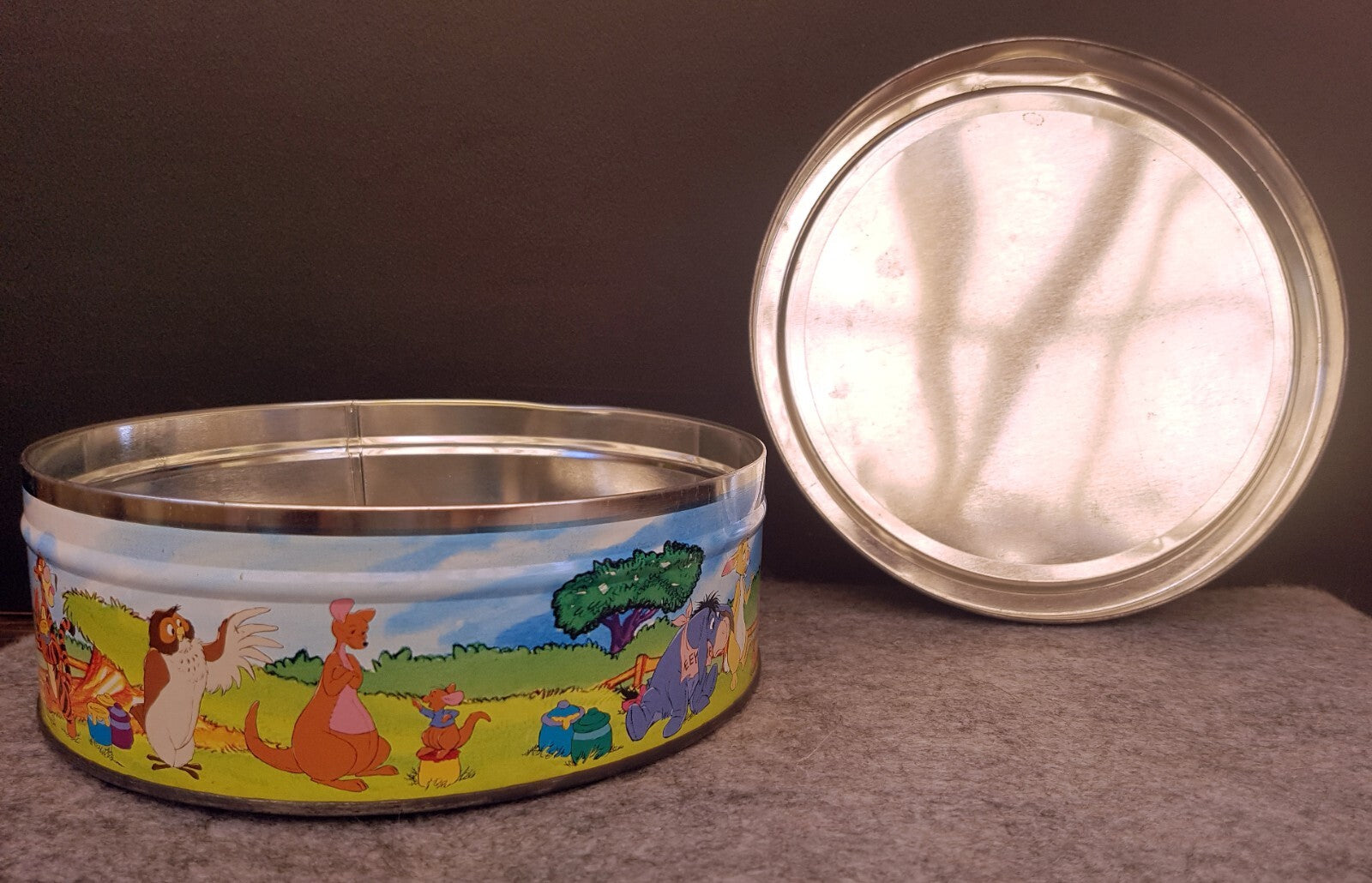 Winnie the Pooh Collectors Tin Set Disney 1990s Numbered Limited Eeyore Tigger