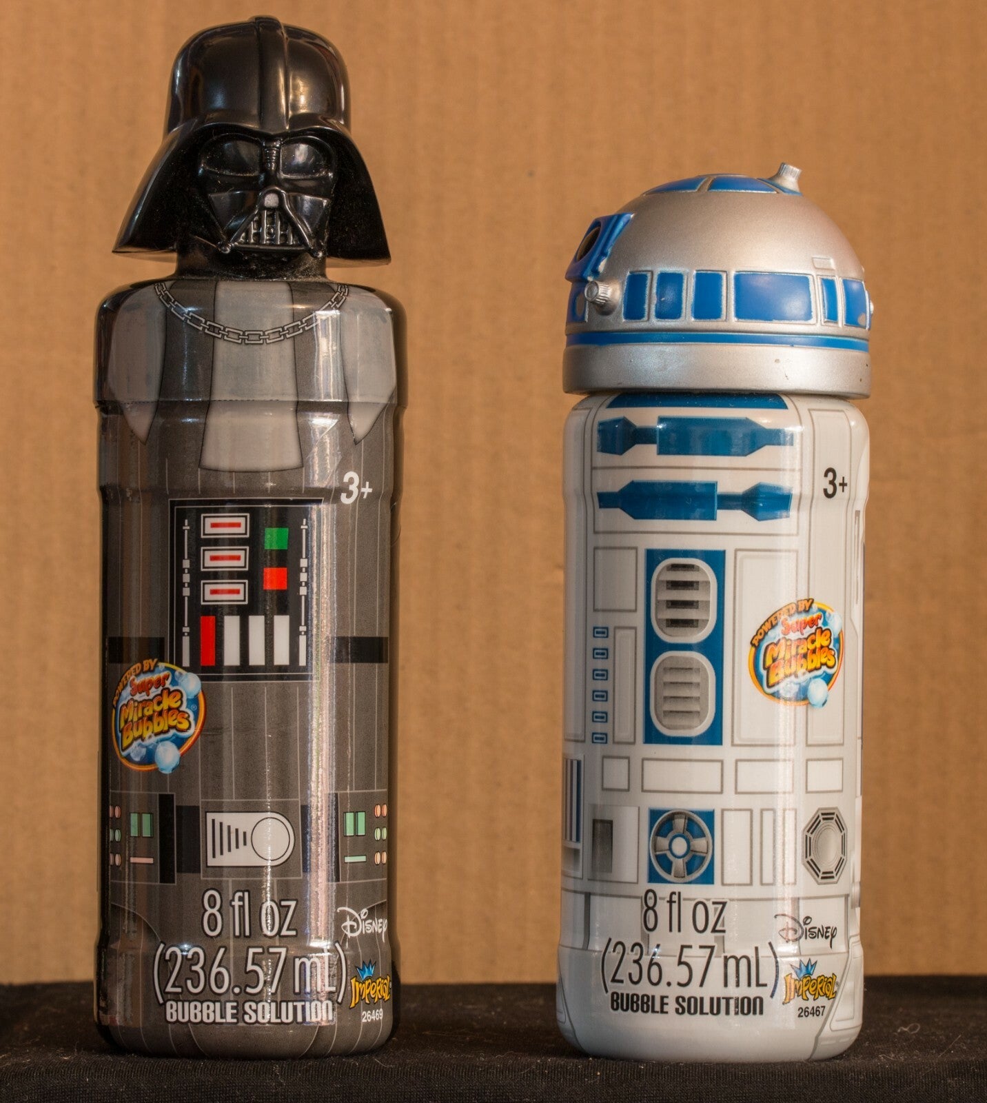 Disney Star Wars Bubble Solution Darth Vader & R2D2 Miracle Bubbles 8oz