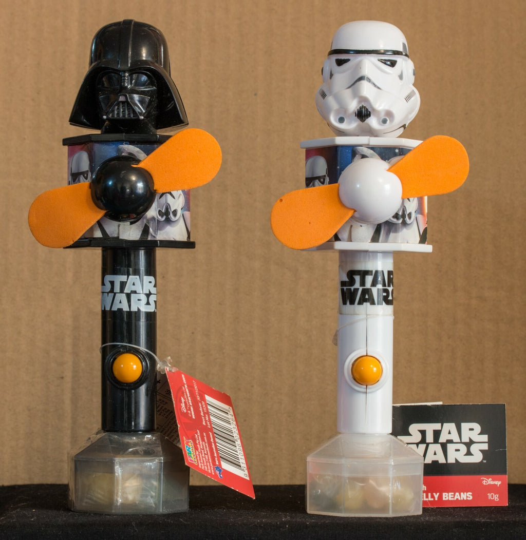 STAR WARS Character Fan Toy with candy - Darth Vader & Stormtrooper - NM
