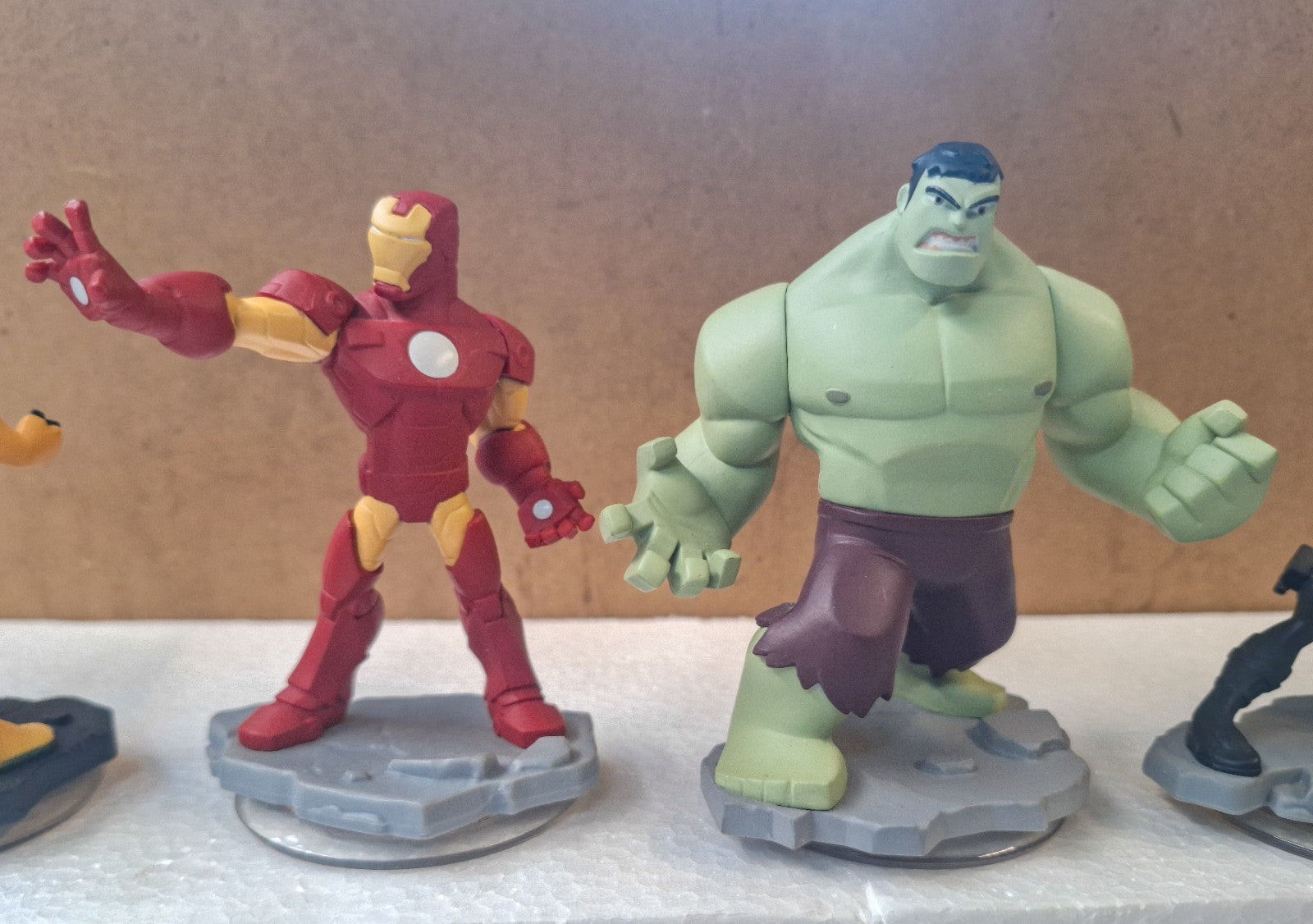 Disney Infinity 2.0 Marvel Lot 12 Figures Hulk Iron Man Groot Rocket